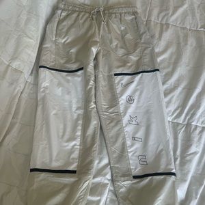 Nike joggers